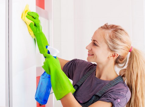 Professional office cleaning in Belsizepark reception area